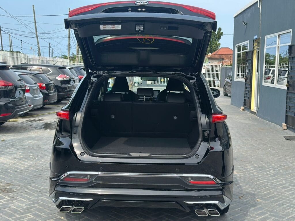 Bei ya Toyota Harrier 2023 Sokoni Dar es salaam Tanzania