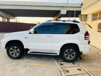 Bei Ya Toyota Land Cruiser Prado 2006 Sokoni Dar es salaam Tanzania