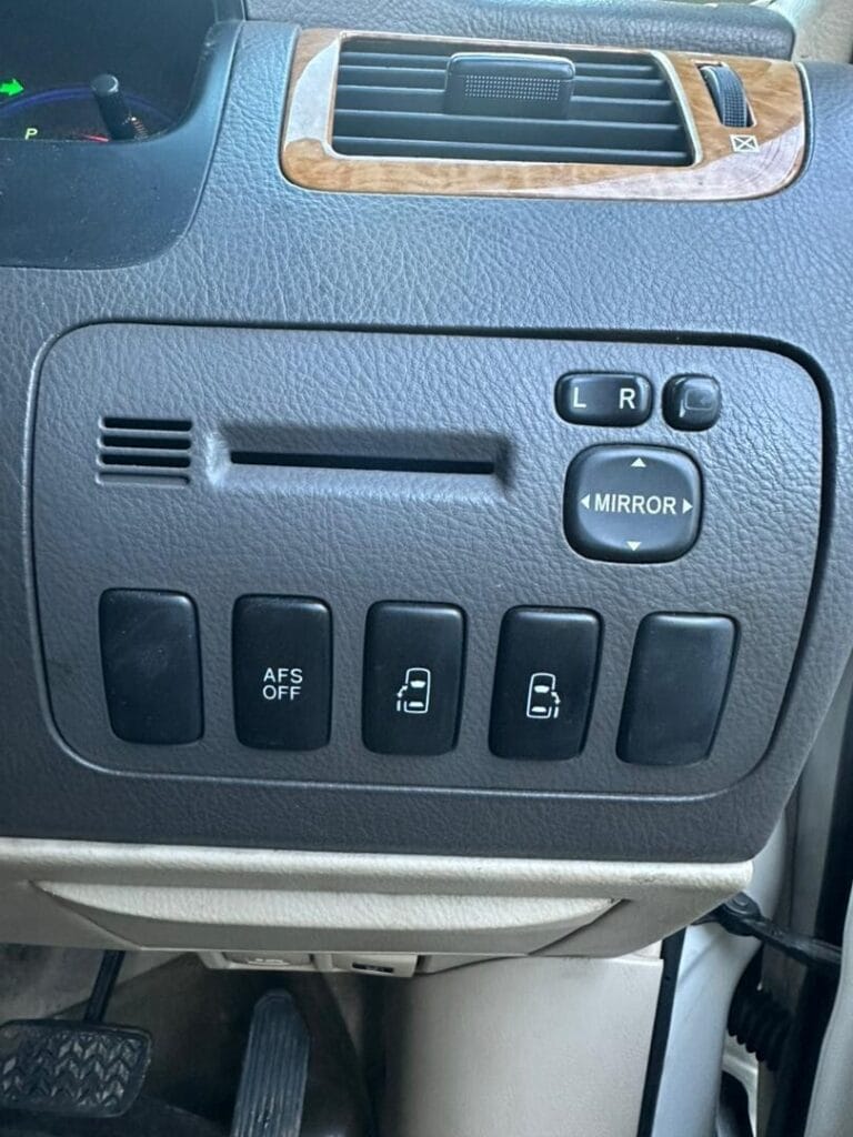 For Sale Toyota Alphard 2007 in Dar es salaam