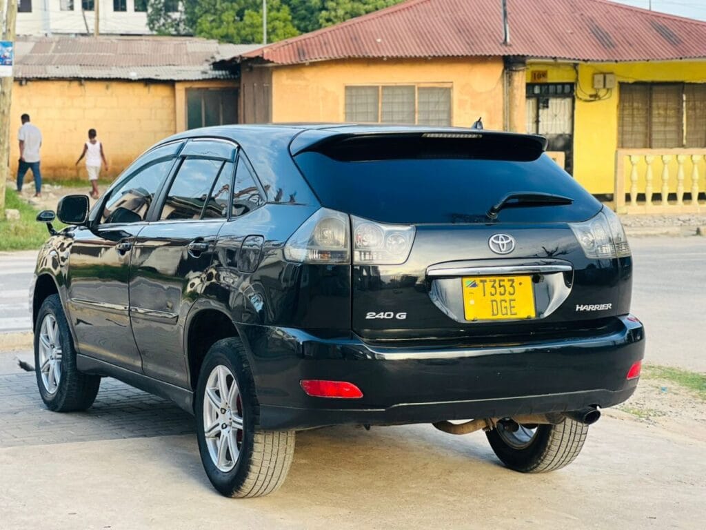 Magari Used Toyota Harrier 2005 Dar es salaam Tanzania