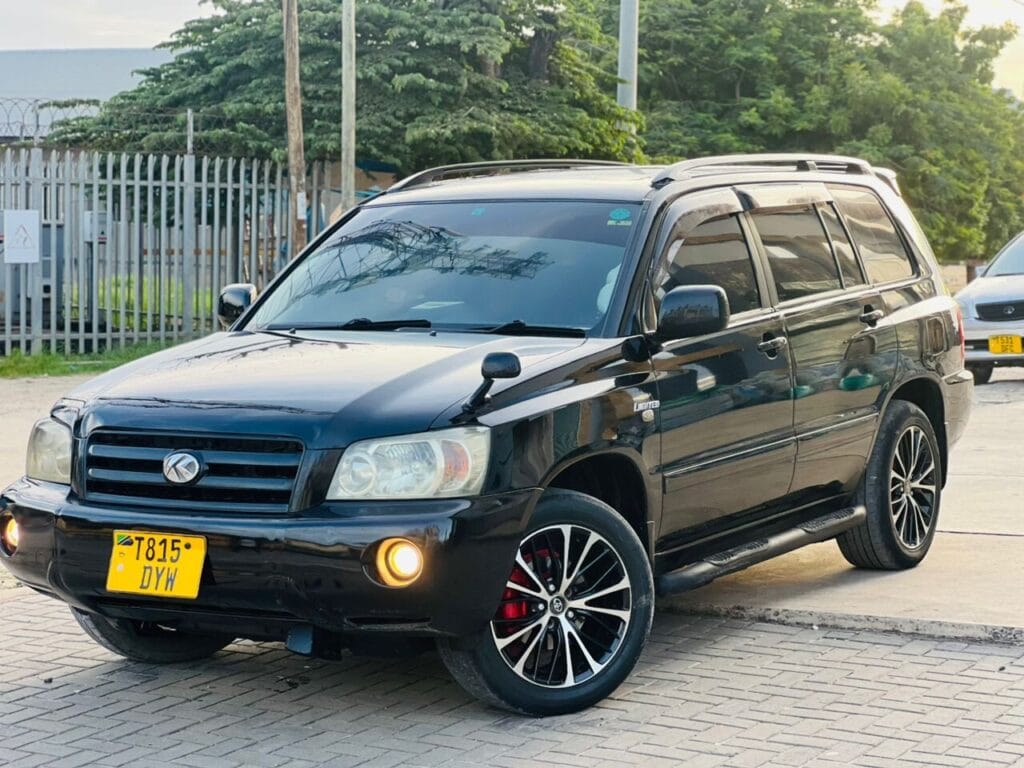 Toyota Kluger bei poa sokoni Dar es salaam Tanzania