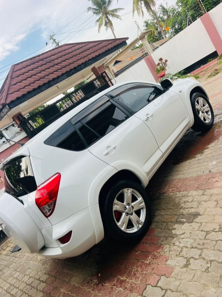 Magari Used Toyota Rav4 2007 Dar es salaam Tanzania