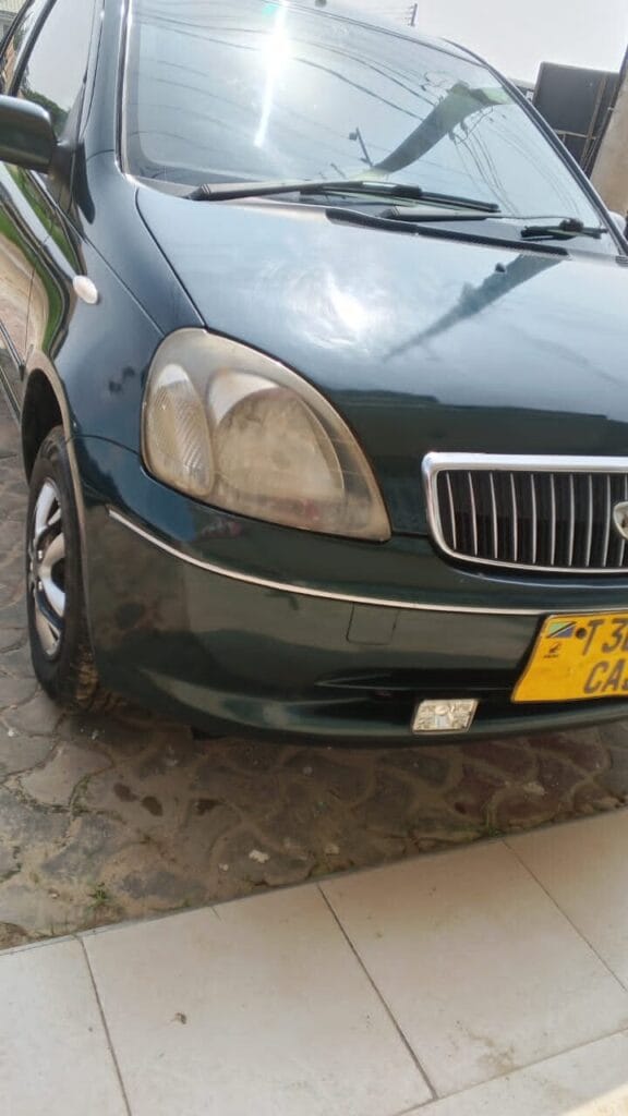 Toyota Vitz 2003 for Sale in Dar es salaam