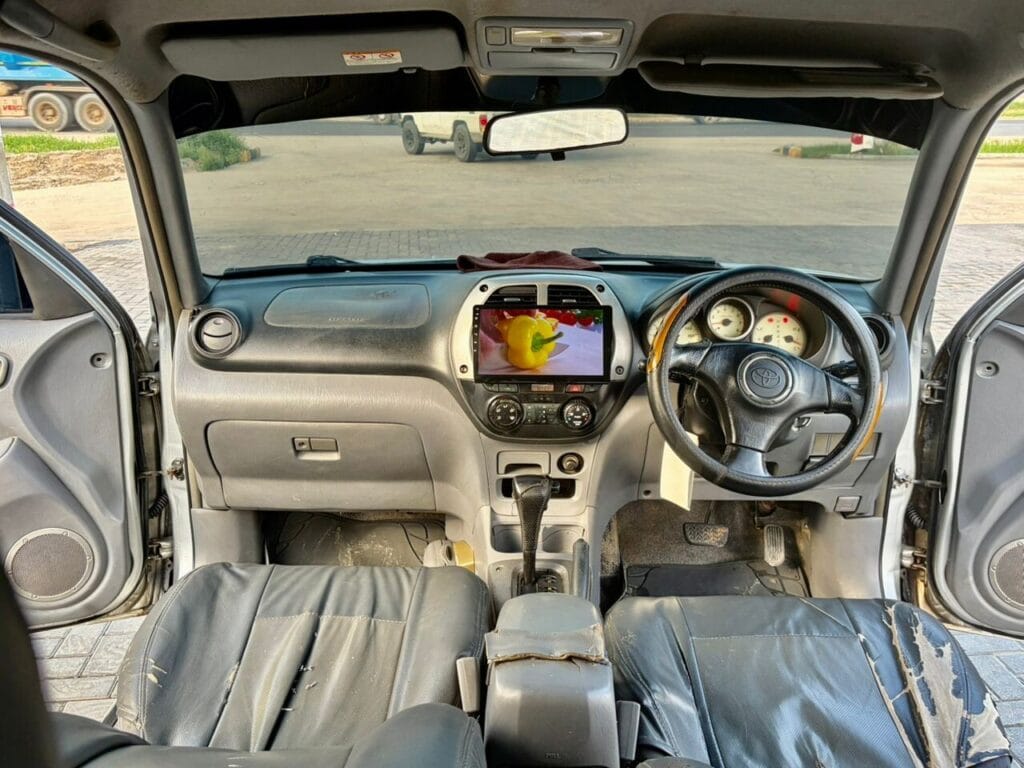 Toyota Rav4 2004 for Sale in Dar es salaam