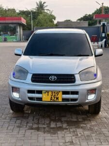 Used Toyota Rav4 2004 for Sale in Dar es salaam