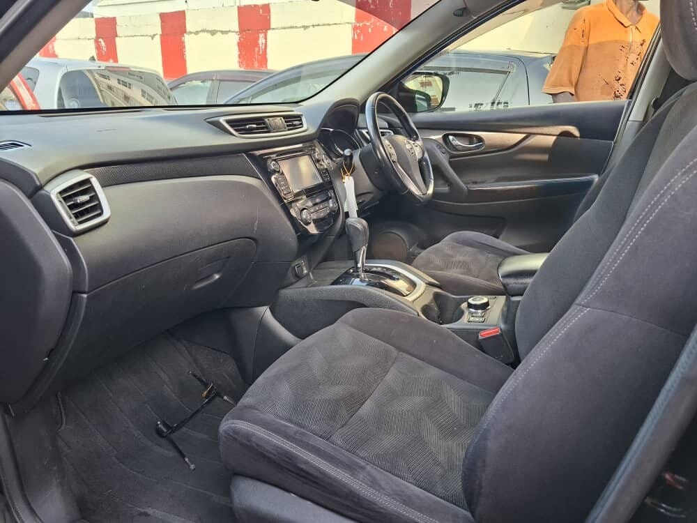 Magari Used Nissan X-Trail 2015 Dar es salaam Tanzania