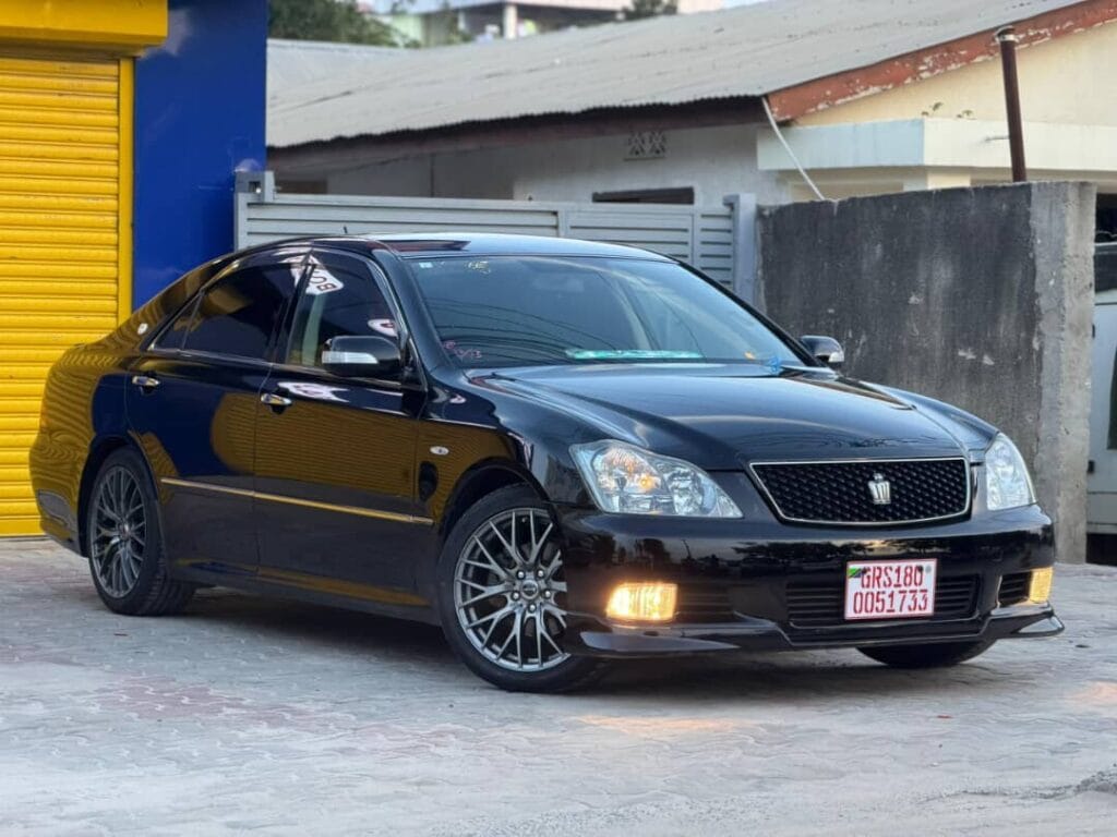 Price Of Toyota Crown 2006 for Sale in Tanzania