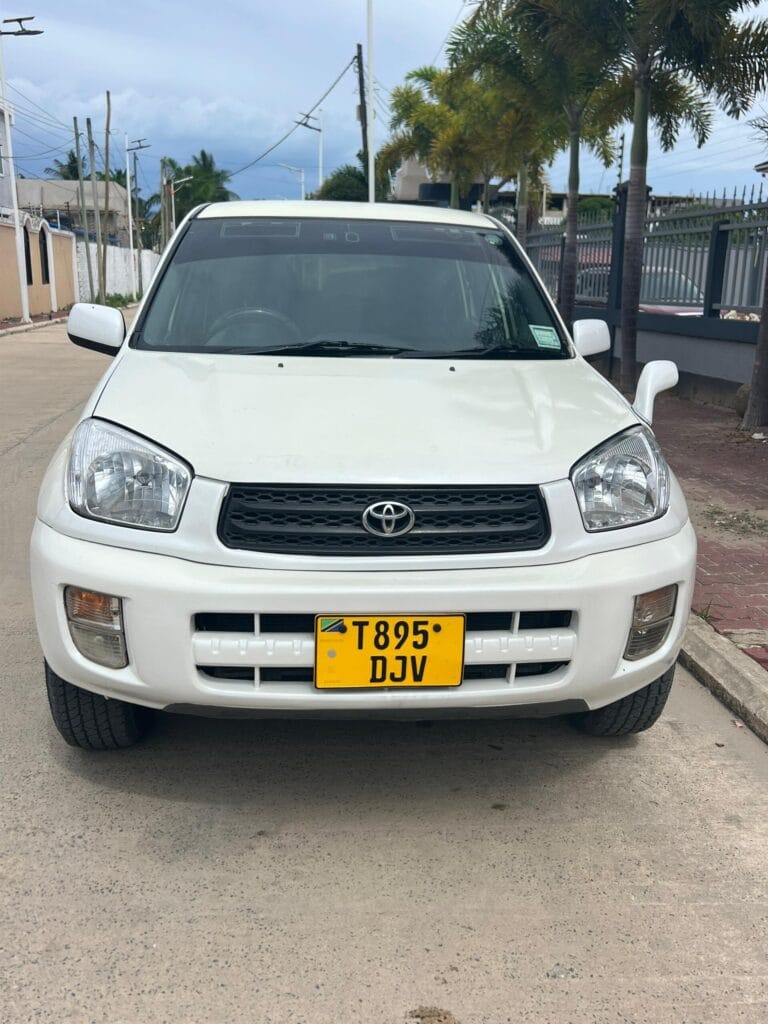 Used Toyota Rav4 2003 for Sale in Dar es salaam