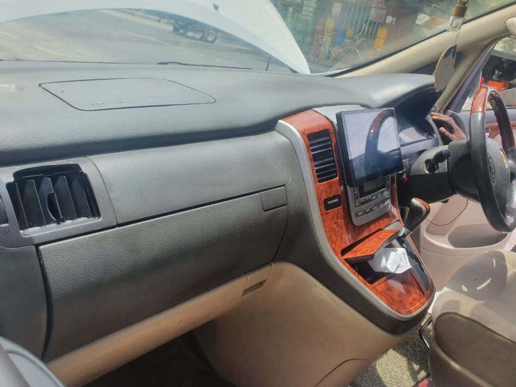 Buy Toyota Alphard 2006 for Sale in Dar es salaam