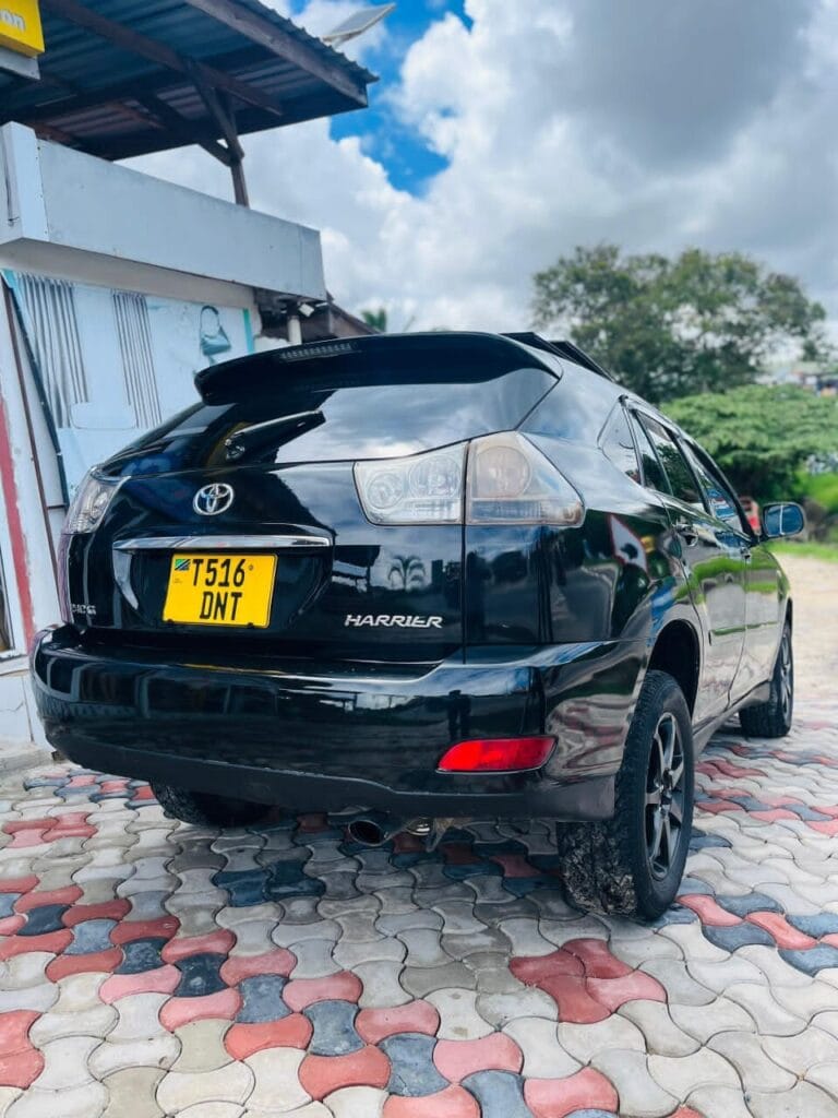 Magari Used Toyota Harrier 2006 Dar es salaam Tanzania