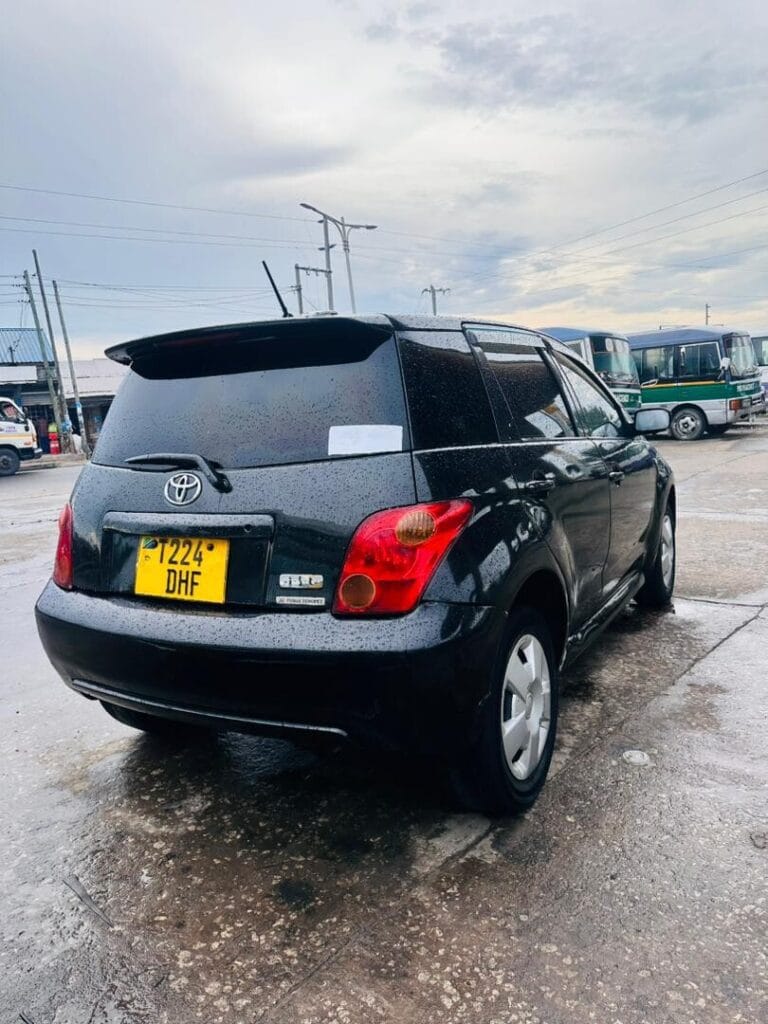 Price Of Toyota IST 2005 for Sale in Tanzania