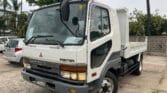 Mitsubishi Fuso bei poa sokoni Dar es salaam Tanzania