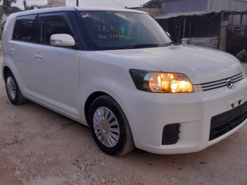 Magari Sokoni Toyota Rumion ya Bei Poa 2010