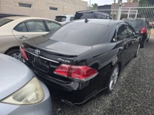 Bei ya Toyota Crown 2011 Sokoni Dar es salaam Tanzania