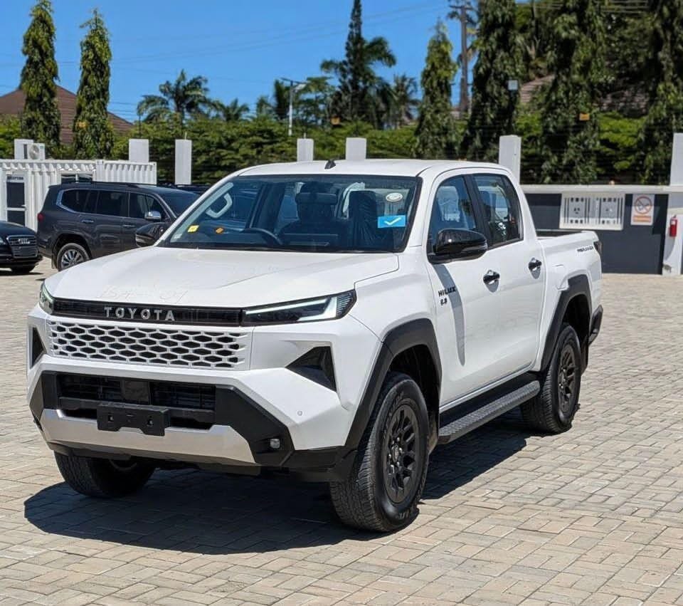 Magari Hilux 2026 lipo Dar es salaam
