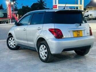 Price of Used Toyota IST 2004 for Sale in Dar es salaam Tanzania