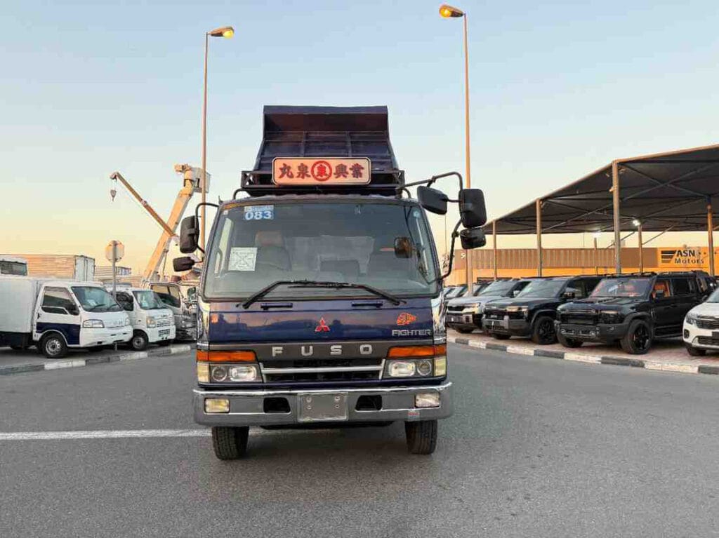 Magari Used Mitsubishi Fuso 1995 Dar es salaam Tanzania