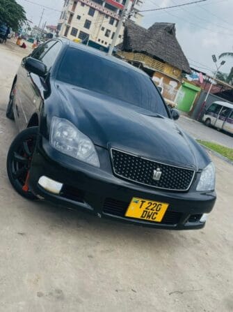 Bei Ya Toyota Crown 2006 Sokoni Dar es salaam Tanzania