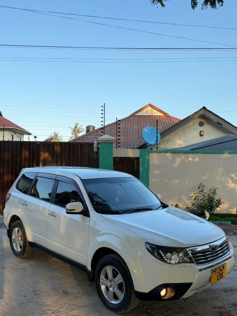 Magari Forester 2011 lipo Dar es salaam