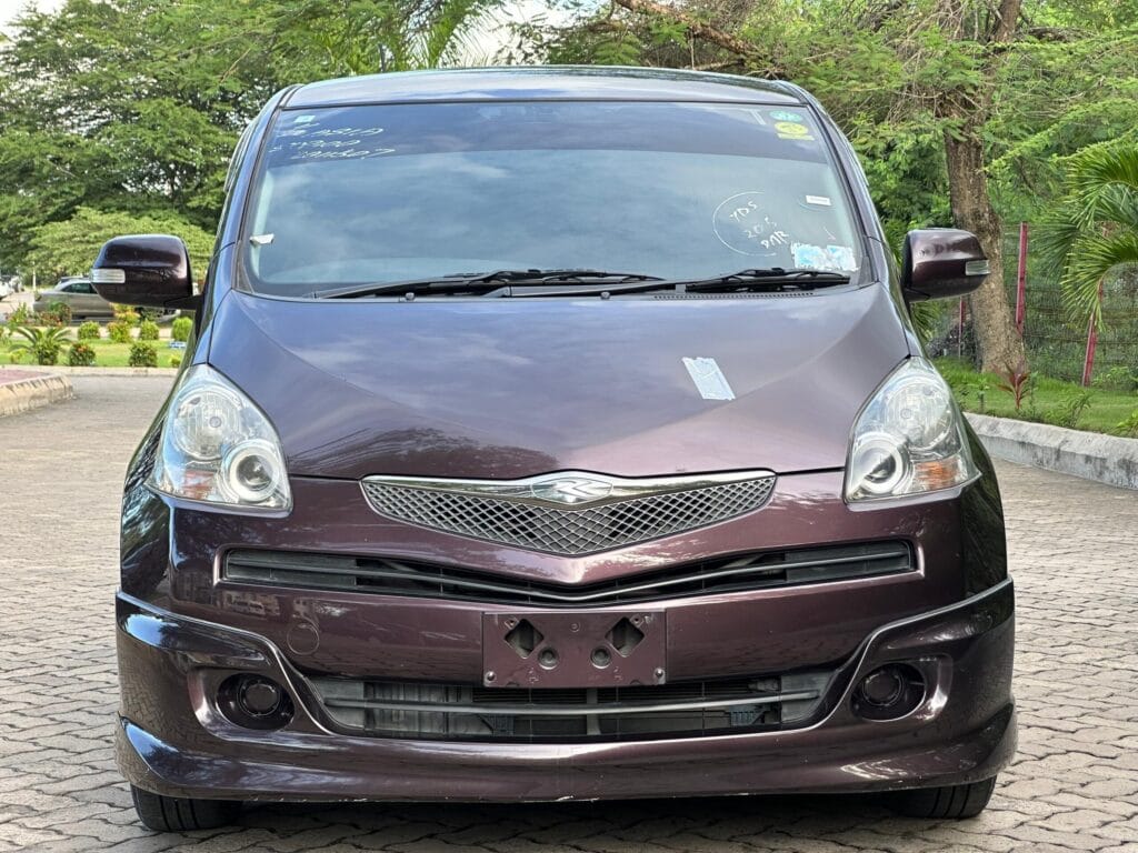 Bei ya Toyota Ractis 2010 Sokoni Dar es salaam Tanzania