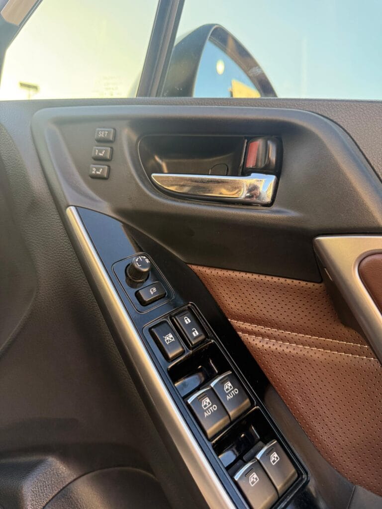 Magari Sokoni Subaru Forester ya Bei Poa 2016