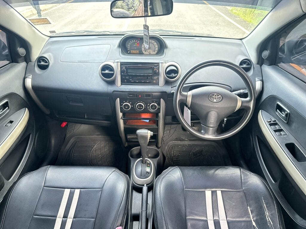 For Sale Toyota IST 2005 in Dar es salaam