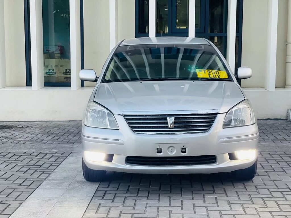 Toyota Premio bei poa sokoni Dar es Salaam Tanzania