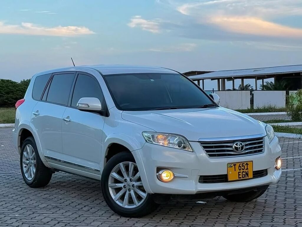 For Sale Toyota Vanguard 2012 in Dar es Salaam
