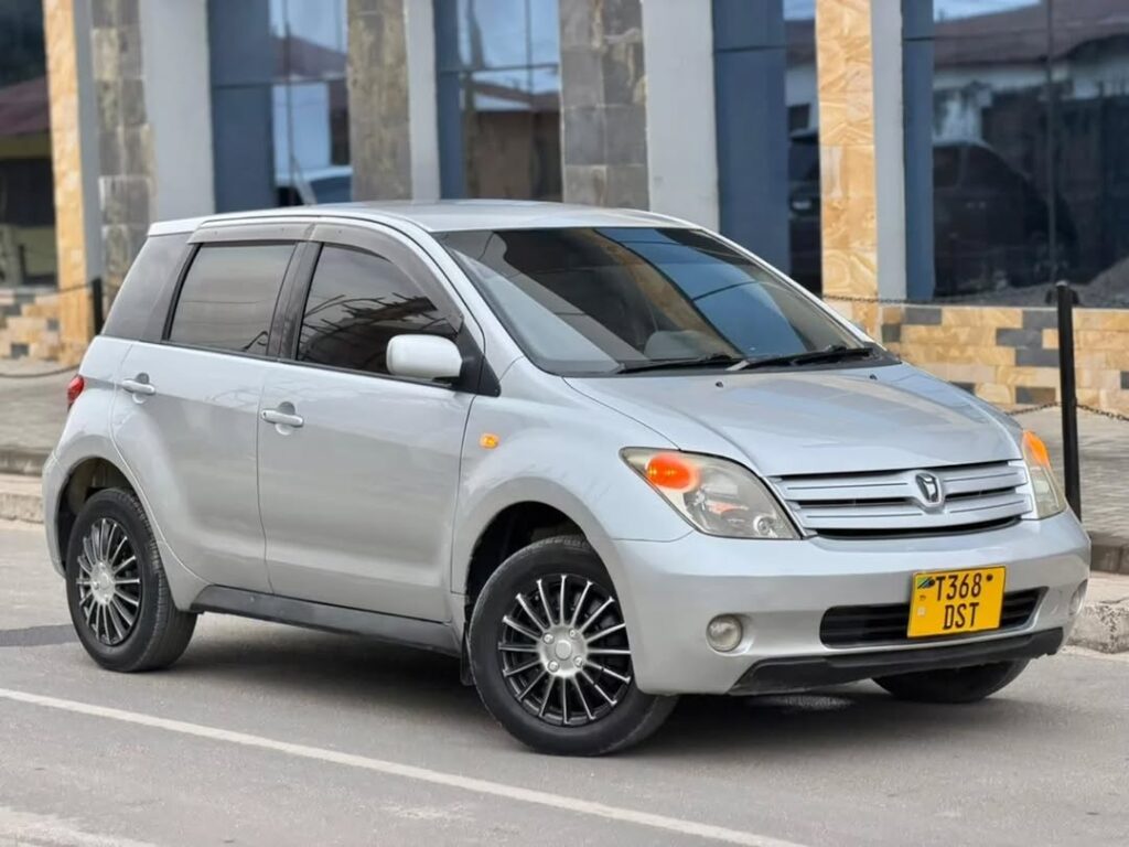 Price Of Toyota IST 2005 for Sale in Tanzania
