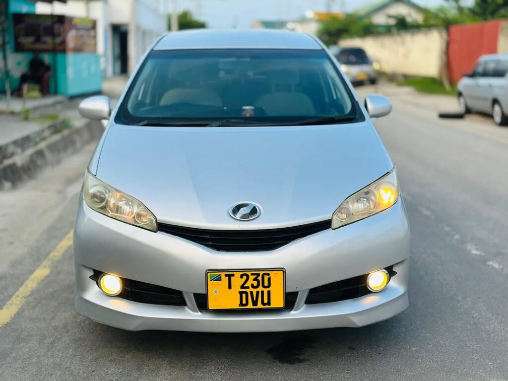 Price Toyota Wish 2011 for Sale in Dar es Salaam