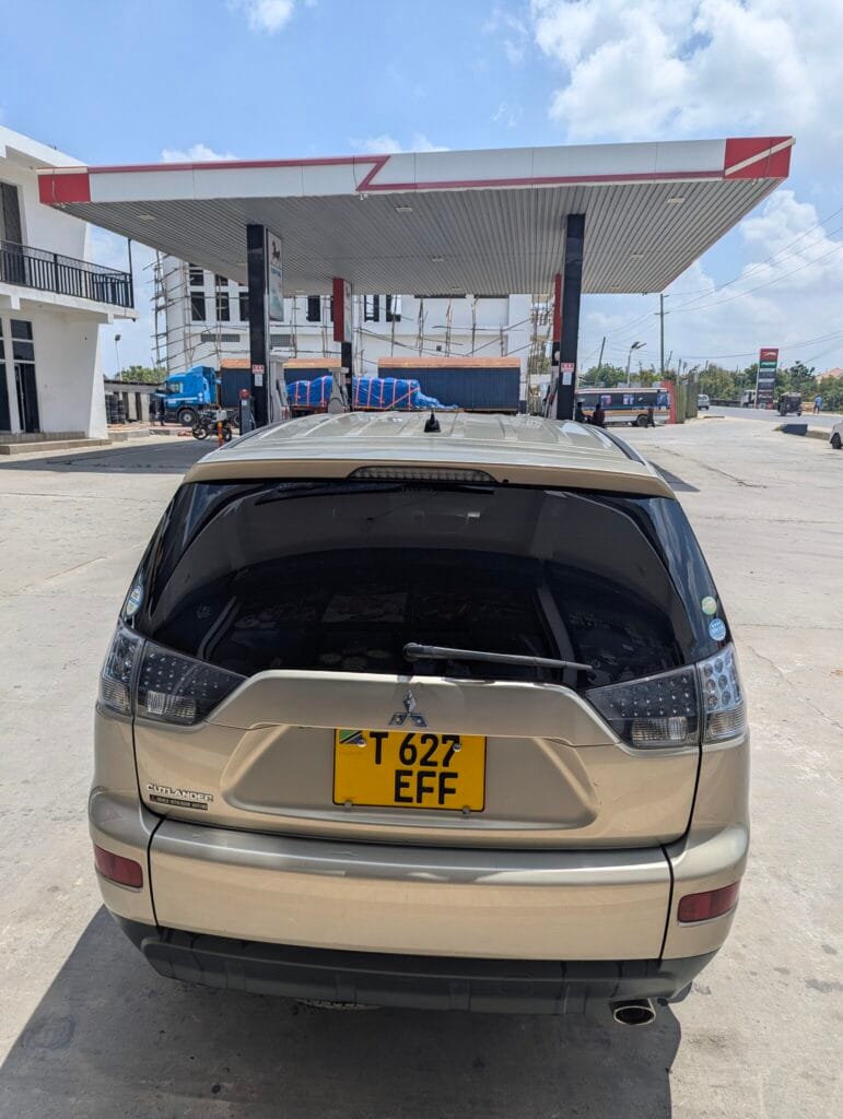 Price Of Mitsubishi Outlander 2007 for Sale in Tanzania