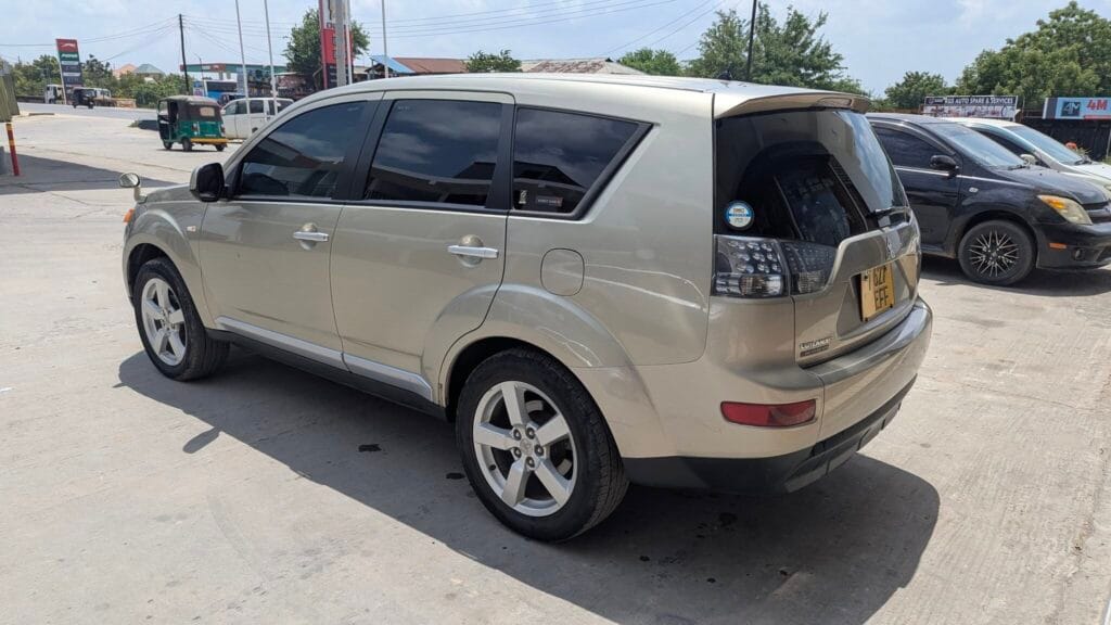 Mitsubishi Outlander 2007 for Sale in Dar es salaam