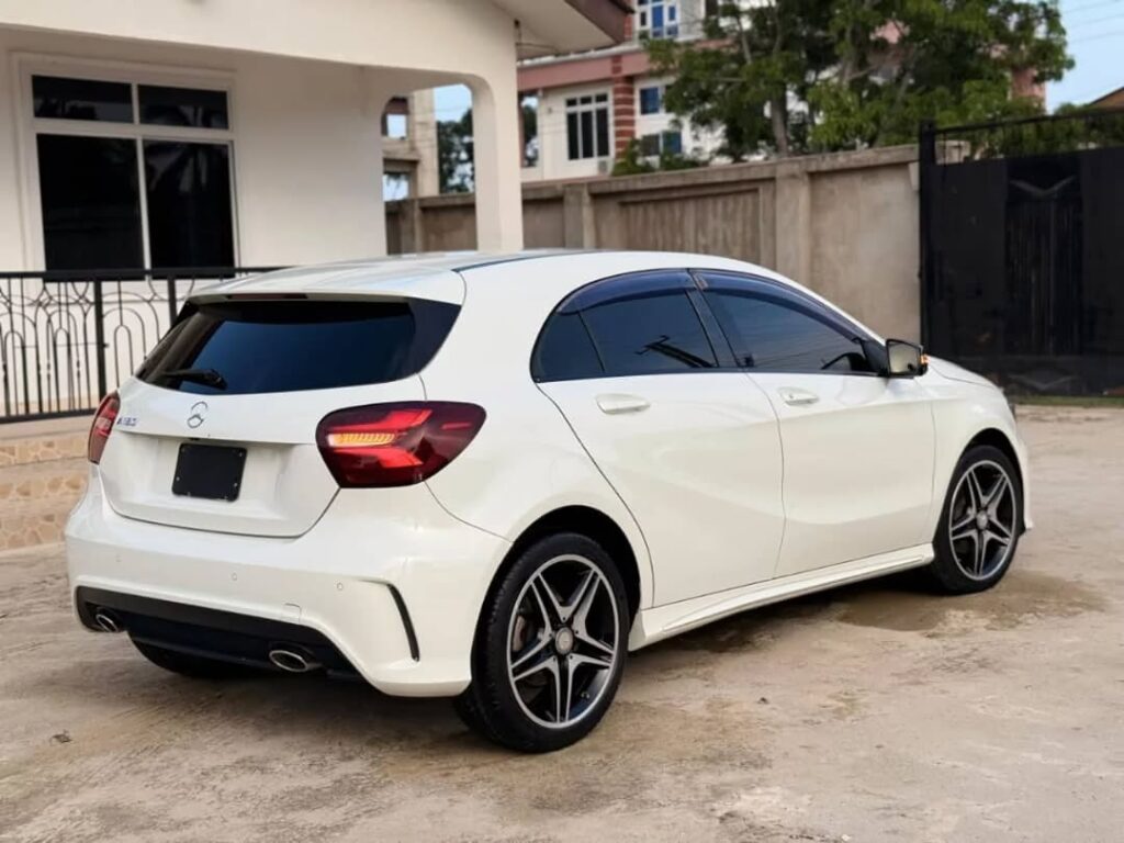 Magari Used Benz A-Class 2014 Dar es Salaam Tanzania