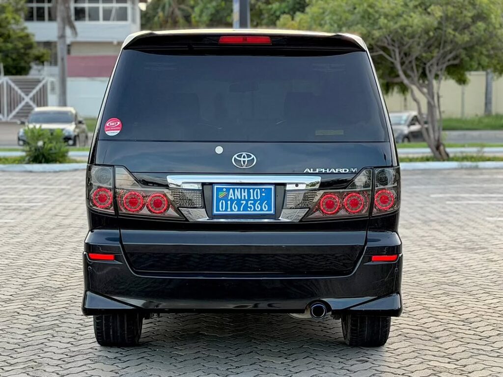 For Sale Toyota Alphard 2006 in Dar es Salaam