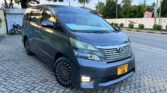 Price Toyota Vellfire 2010 for Sale in Dar es Salaam