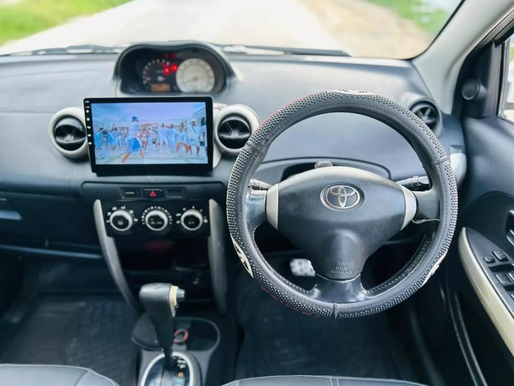 For Sale Toyota IST 2006 in Dar es Salaam
