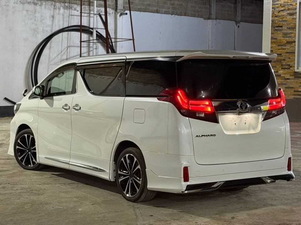 Magari Used Toyota Alphard 2016 Dar es Salaam Tanzania