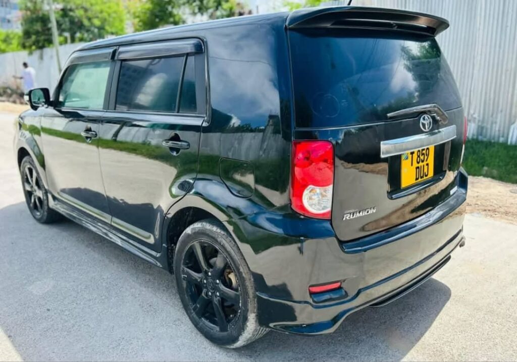 For Sale Toyota Rumion 2009 in Dar es Salaam