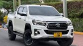 Toyota Hilux bei poa sokoni Dar es Salaam Tanzania