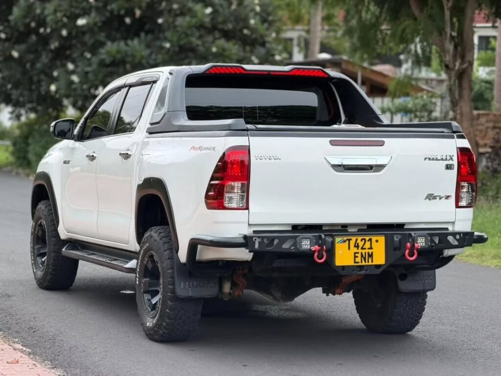 Bei ya Toyota Hilux 2018 Sokoni Dar es Salaam Tanzania