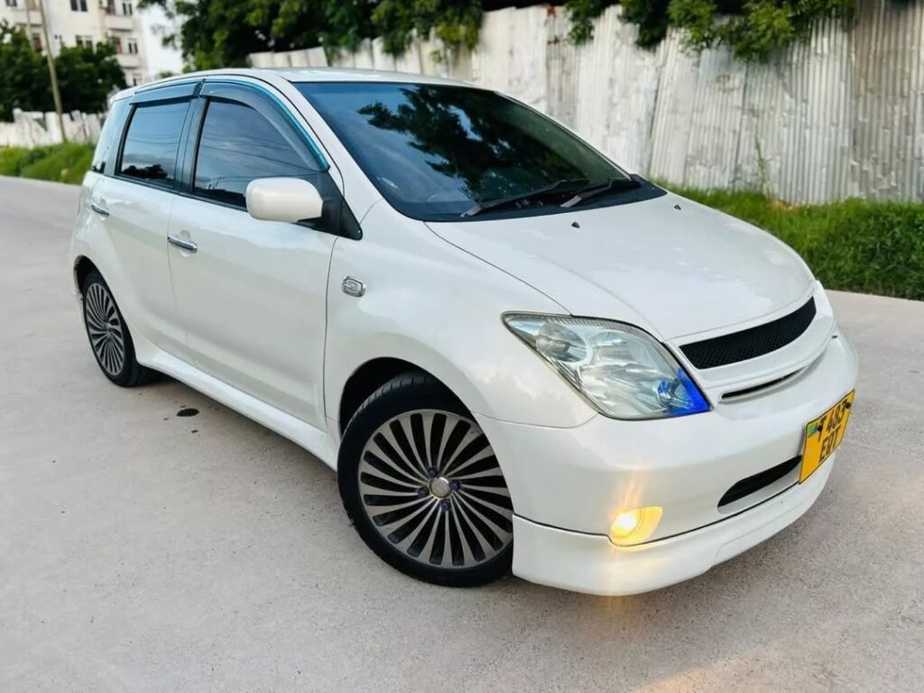 Price Of Toyota IST 2006 for Sale in Tanzania