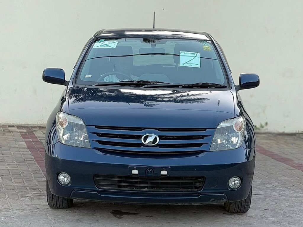 Bei ya Toyota IST 2006 Sokoni Dar es Salaam Tanzania