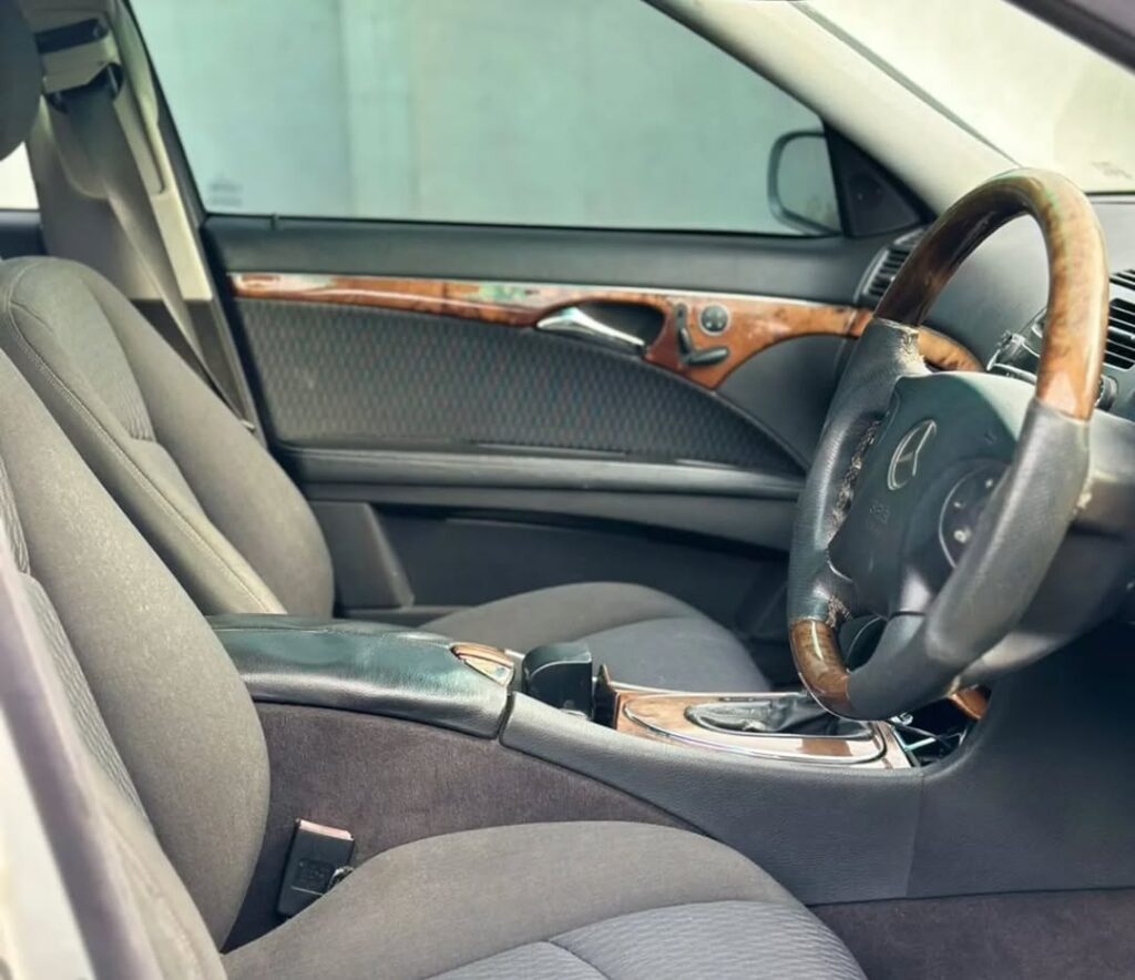 Magari Used Benz E-Class 2004 Dar es Salaam Tanzania