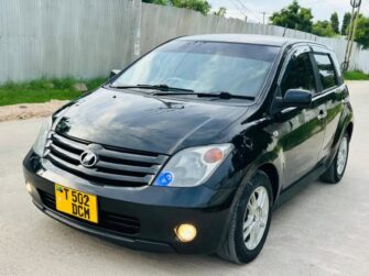 Bei Ya Toyota IST 2003 Sokoni Dar es Salaam Tanzania