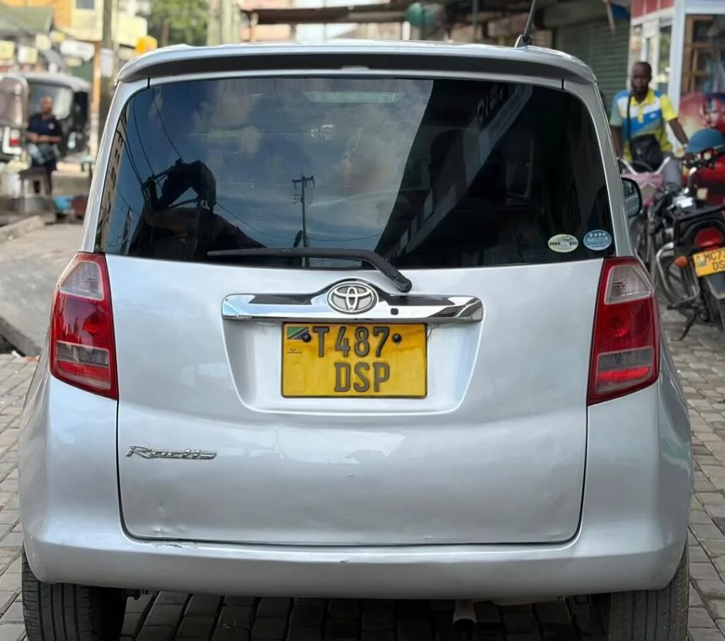 For Sale Toyota Ractis 2006 in Dar es Salaam