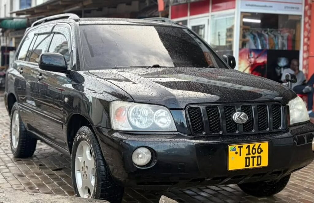 Magari Used Toyota Kluger 2004 Dar es Salaam Tanzania