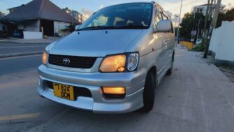 Bei Ya Toyota Noah 2000 Sokoni Dar es Salaam Tanzania