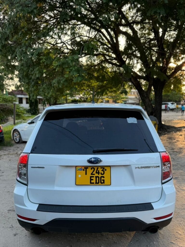 Subaru Forester 2011 Inauzwa Dar es salaam Tanzania