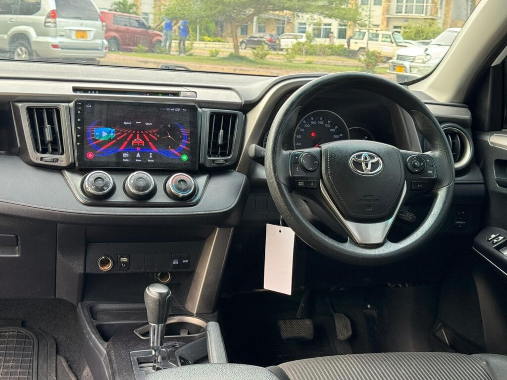 Magari Sokoni Toyota Rav4 ya Bei Poa 2016