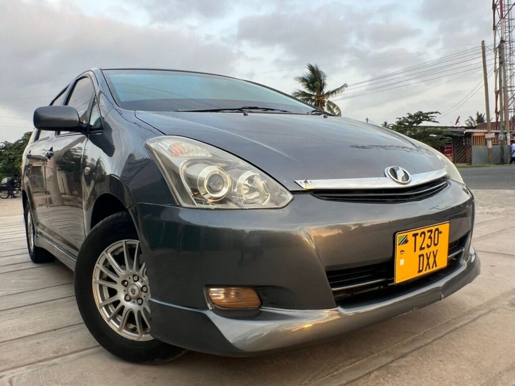 Magari Sokoni Toyota Wish ya Bei Poa 2002